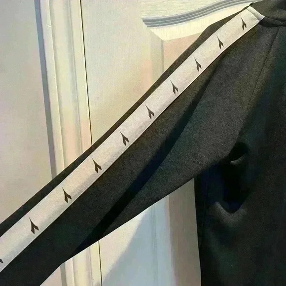 Diadora  Youth Jacket Size XL - Picture 4 of 12